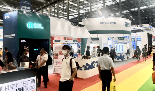 香港商报：万象城AWC携国代品牌亮相第十五届物博会